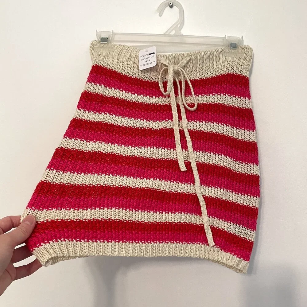 NEW NWT FASHION NOVA Mariyah Crochet Mini Skirt Cream Beige Red Pink Stripe Knit